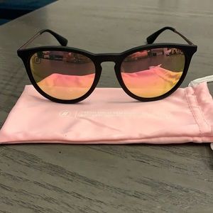 Women’s blender sunglasses